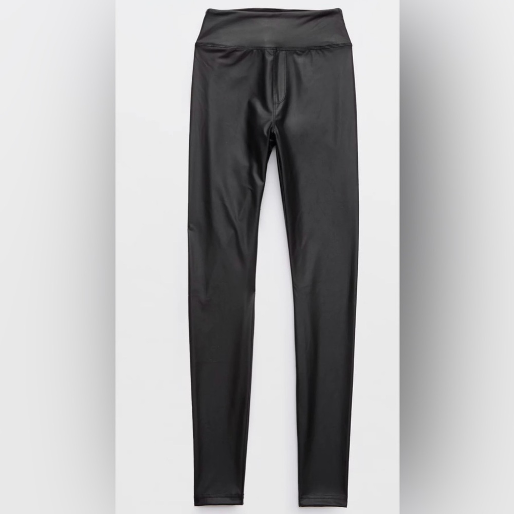 OFFLINE By Aerie Real Luxe Faux Leather Legging